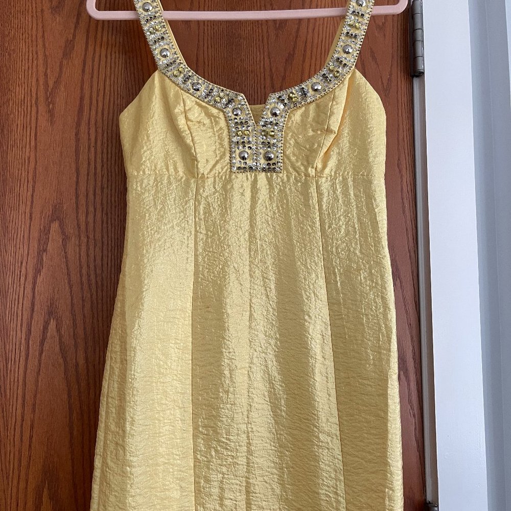 Yellow, Size 4 Laundry cocktail dress
